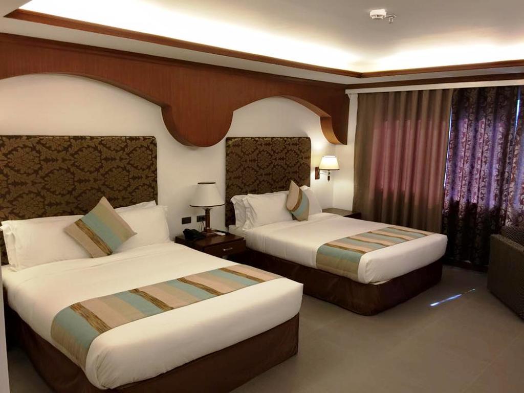 The Pepperland Hotel Legazpi Exterior photo