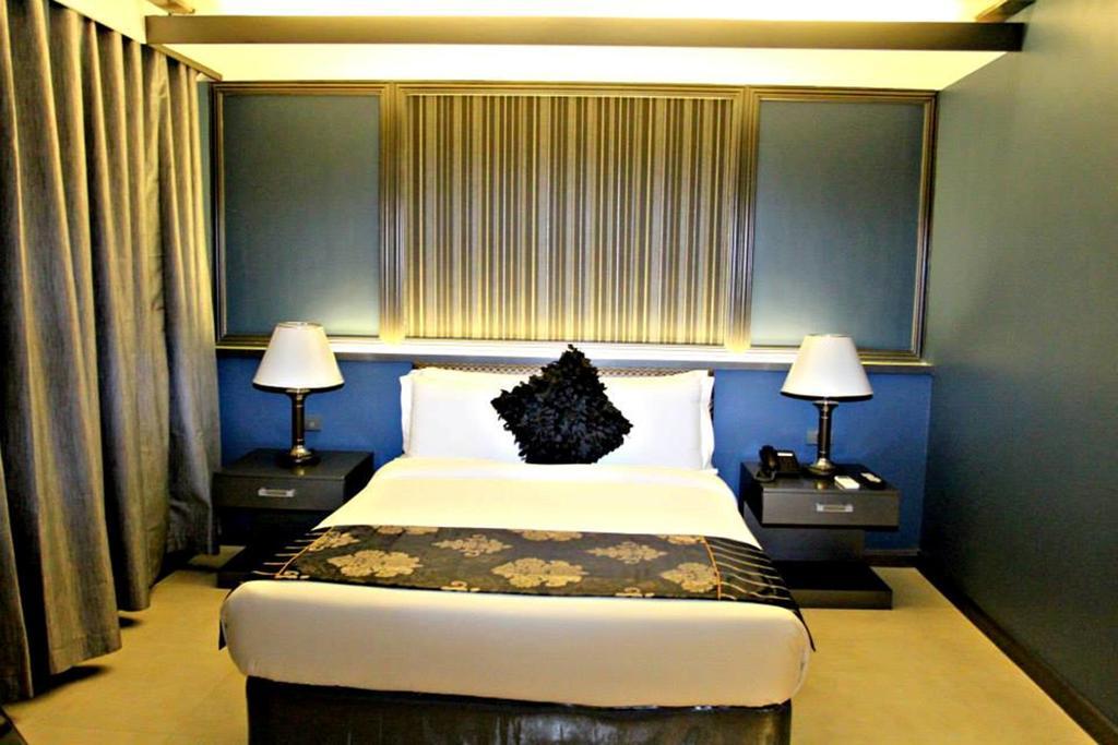 The Pepperland Hotel Legazpi Exterior photo