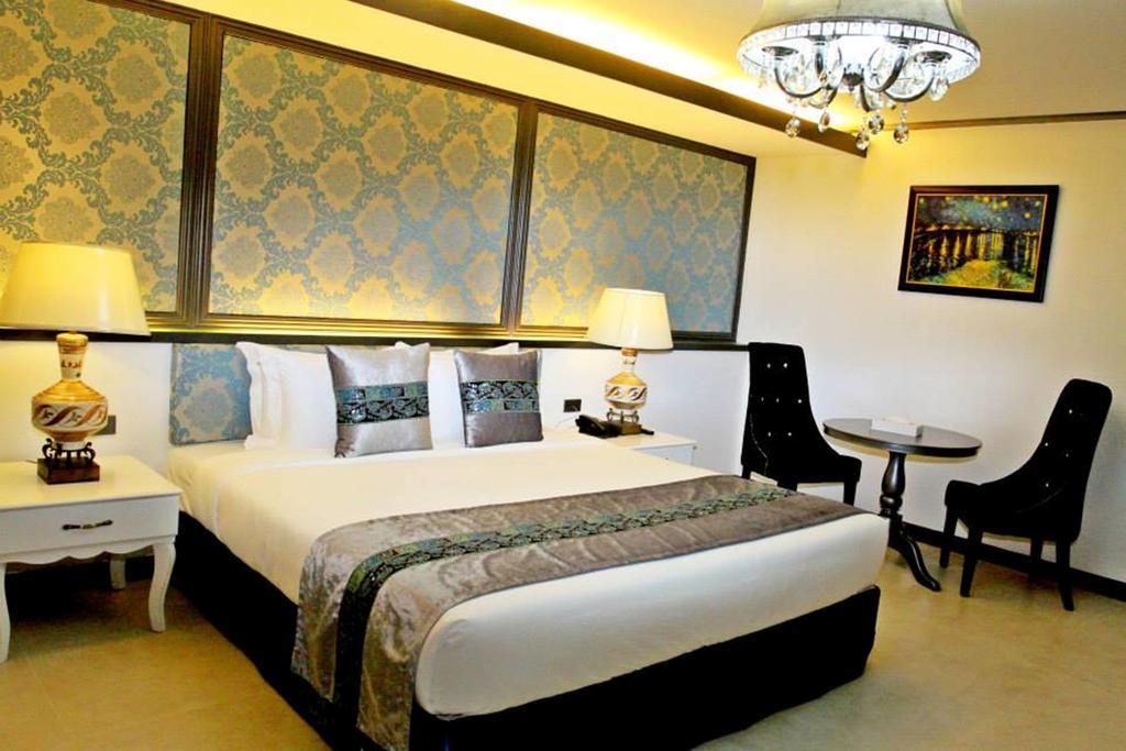 The Pepperland Hotel Legazpi Room photo